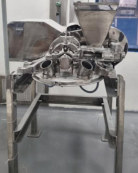 Pulveriser